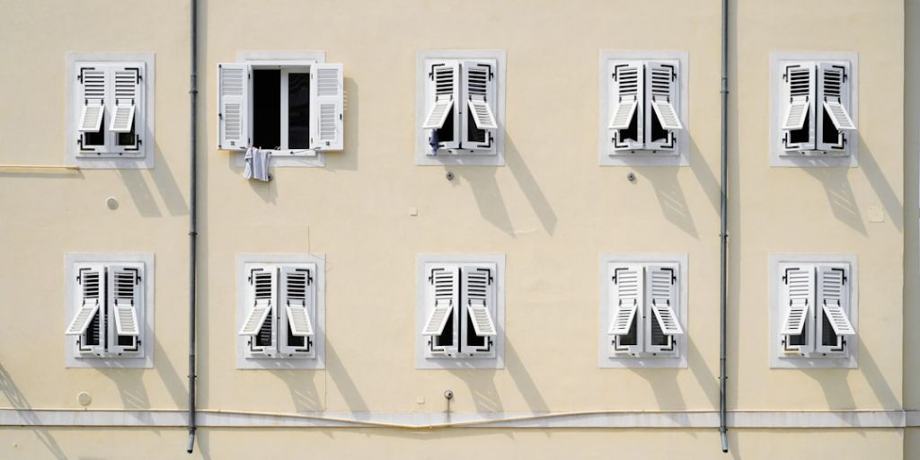 Photo electrical installations